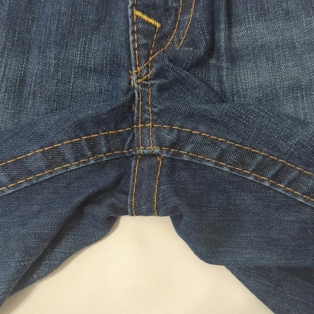 True Religion Riley Mid Rise Bermuda Short, Color Walking Dream Size 26 - Picture 7 of 14
